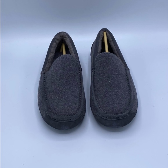 NEW! UGG Ascot Wool Men's Slipper - Picture 4 of 8
